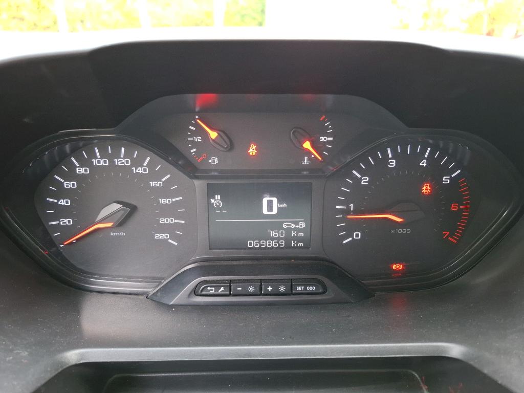 Peugeot PARTNER FOURGON STANDARD 650 KG BLUEHDI 100 S&S BVM5 PREMIUM 2020