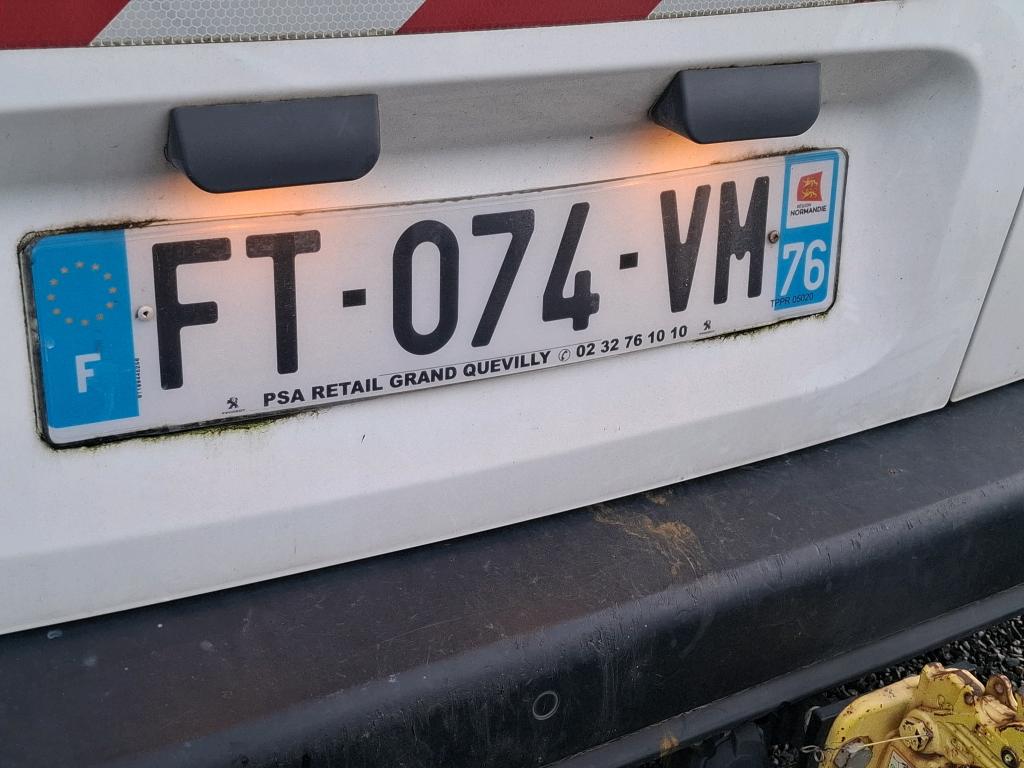 Peugeot PARTNER FOURGON STANDARD 1000 KG BLUEHDI 100 S&S BVM5 ASPHALT 2020