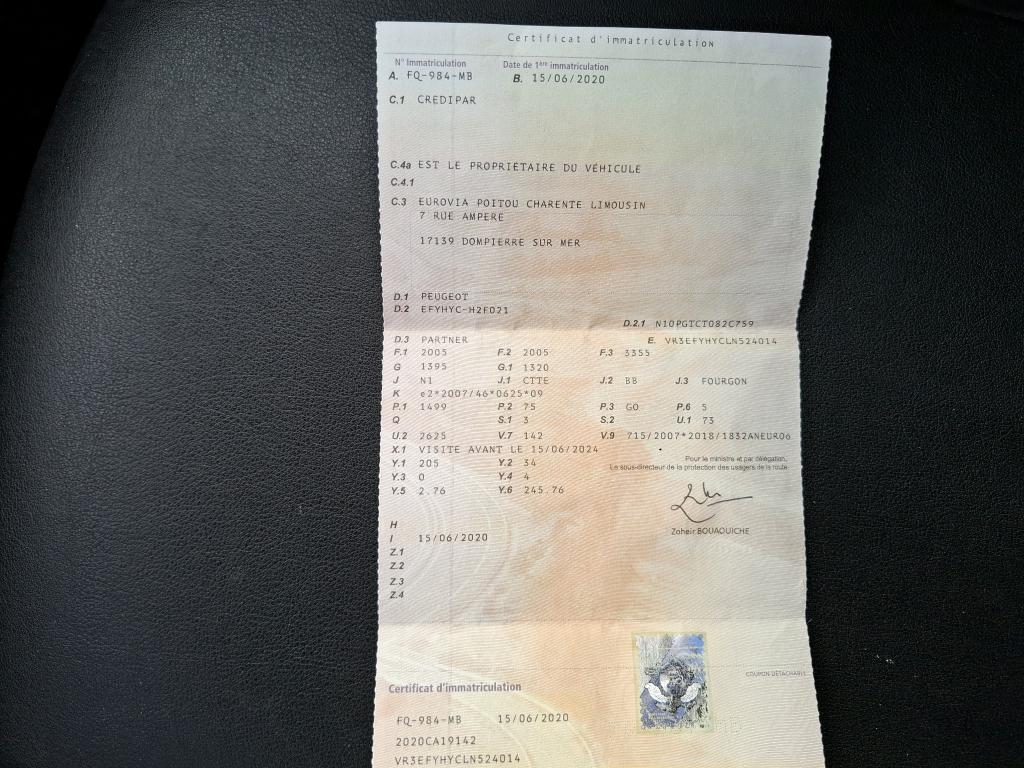 Peugeot PARTNER FOURGON STANDARD 650 KG BLUEHDI 100 S&S BVM5 PREMIUM 2020