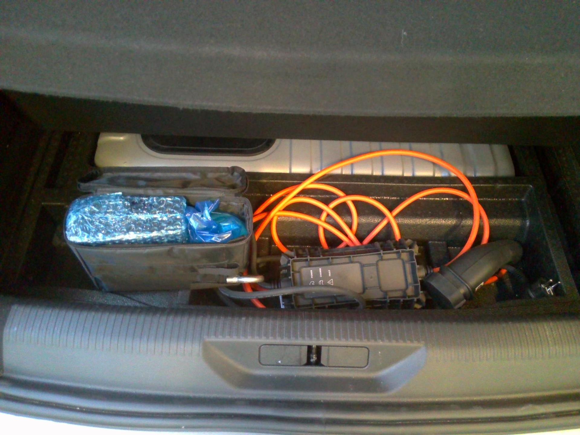 Peugeot 308 PHEV 180 e-EAT8 Allure 2024
