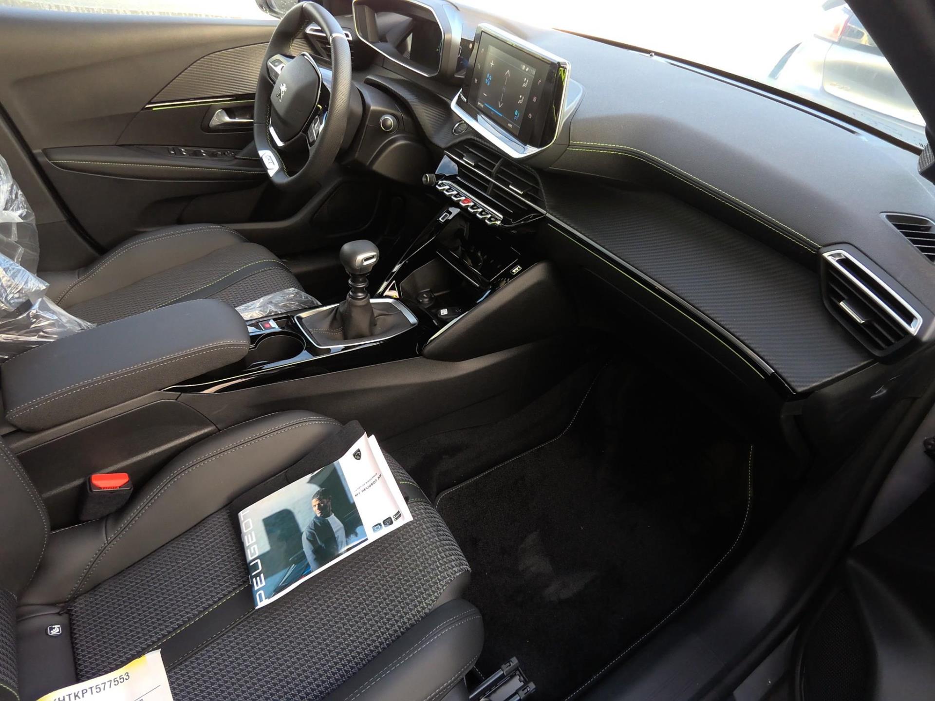 Peugeot 208 BlueHDi 100 S&S BVM6 GT 2023