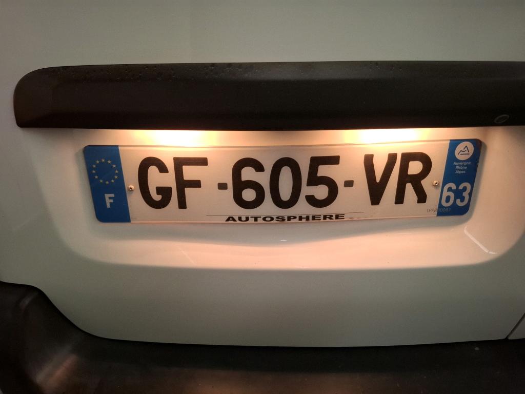 Peugeot EXPERT FGN TOLE STANDARD BLUEHDI 145 S&S EAT8 ASPHALT 2022