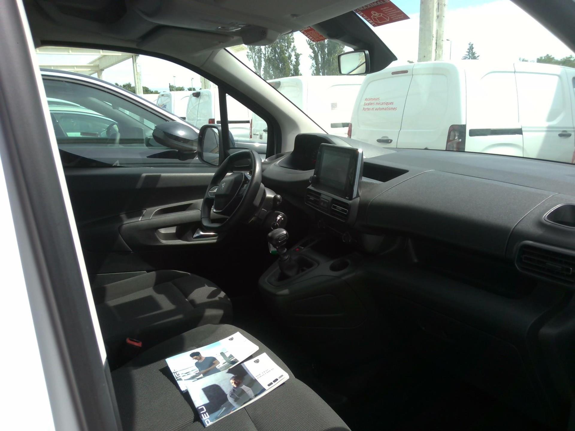 Peugeot PARTNER FOURGON M 650 KG BLUEHDI 100 S&S BVM6  2024