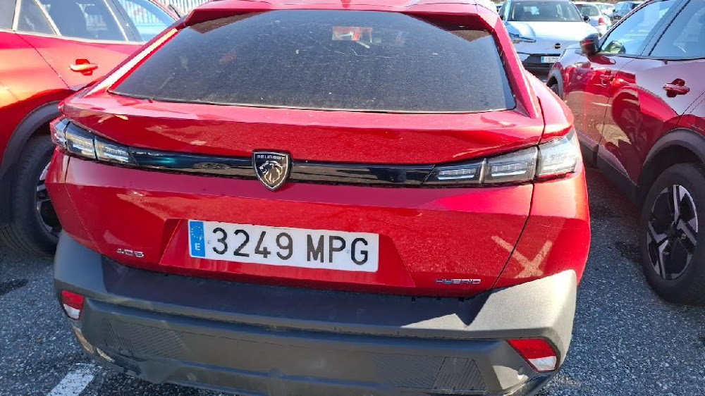 Peugeot 408 Nuevo 408 Allure PLUG-IN HYBRID 180 e-EAT8
