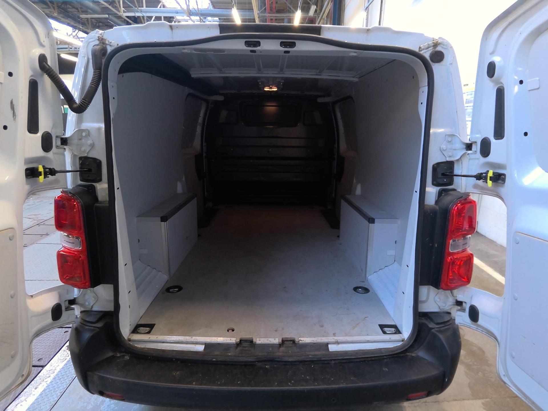 Peugeot EXPERT FGN TOLE XL BLUEHDI 145 BVM6 2023