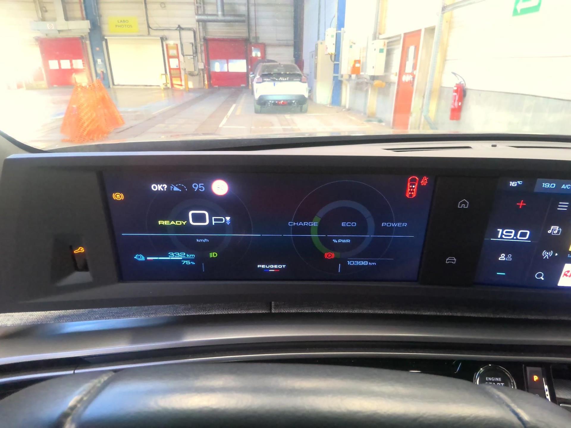 Peugeot 5008 Electrique 210 ch 73 kWh Allure 2025