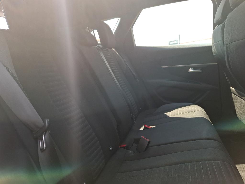 Peugeot 3008 PureTech 130ch S&S EAT8 Active Pack 2023