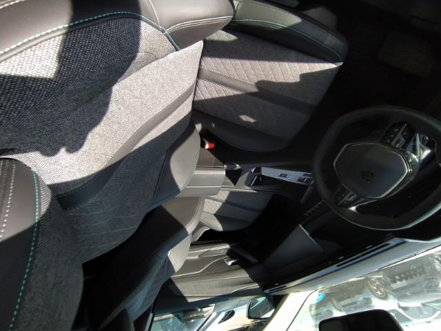 Foto Peugeot 408 11