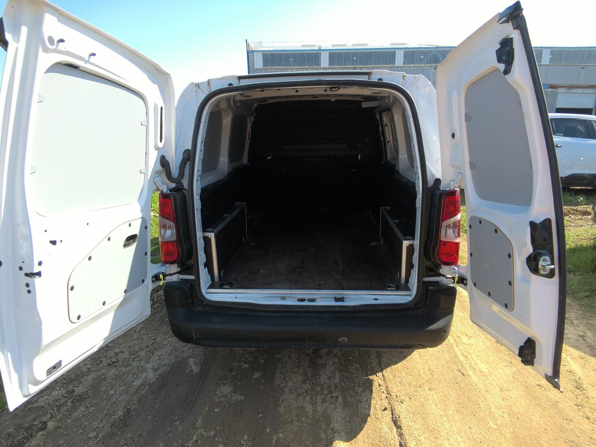 Citroen BERLINGO VAN TAILLE XL 950KG BLUEHDI 100 S&S BVM6 2024