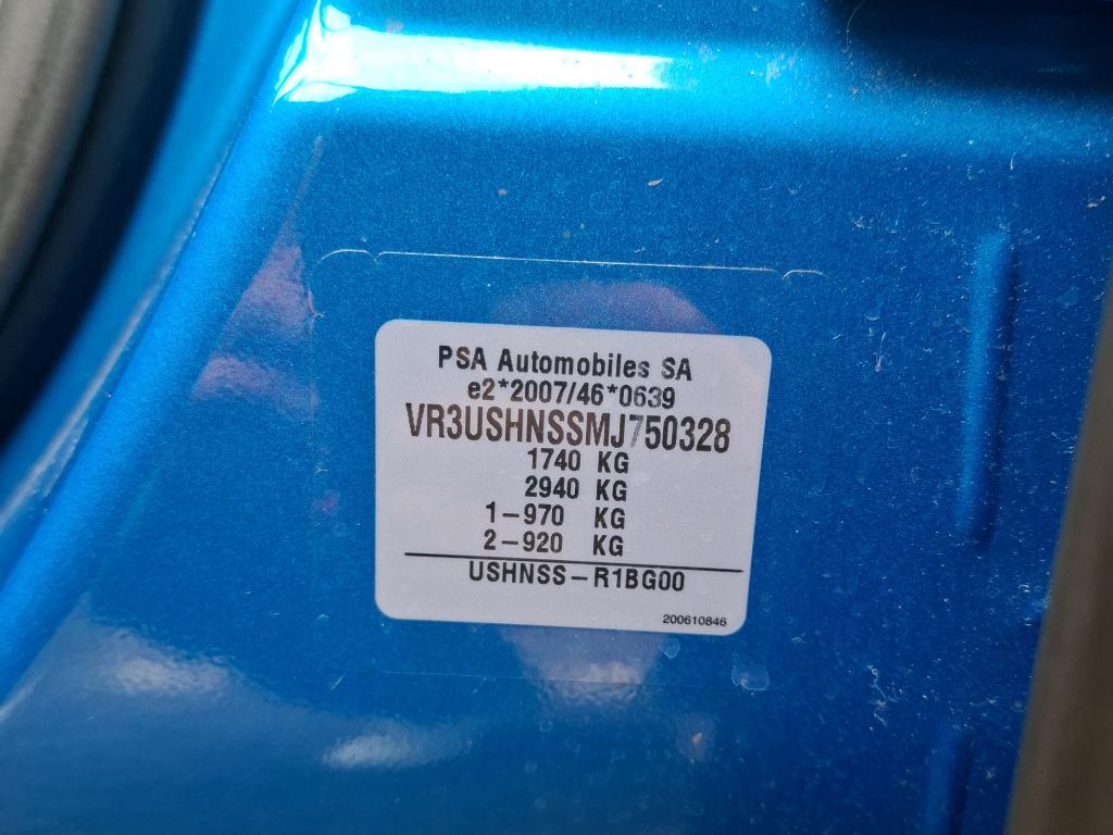 Peugeot 2008 PureTech 130 S&S EAT8 Allure Business 2021