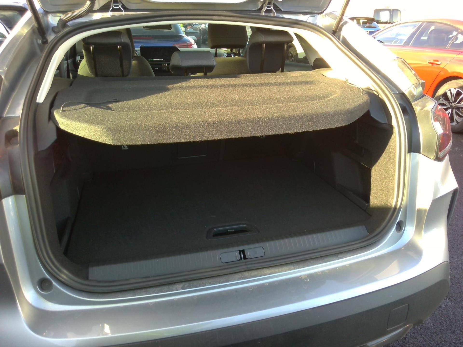 Citroen C4 PureTech 130 S&S EAT8 Shine 2022