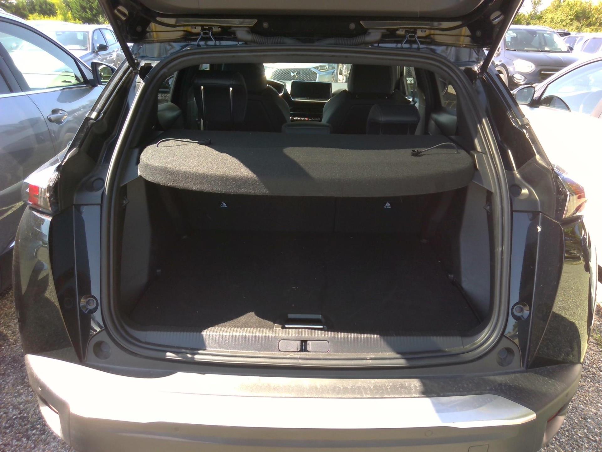 Peugeot 2008 Electrique 136 ch GT 2022