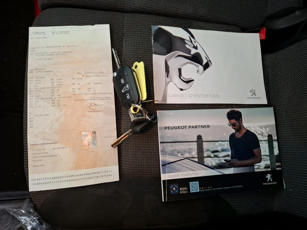 Peugeot PARTNER FOURGON STANDARD 650 KG BLUEHDI 130 S&S EAT8 PREMIUM 2021