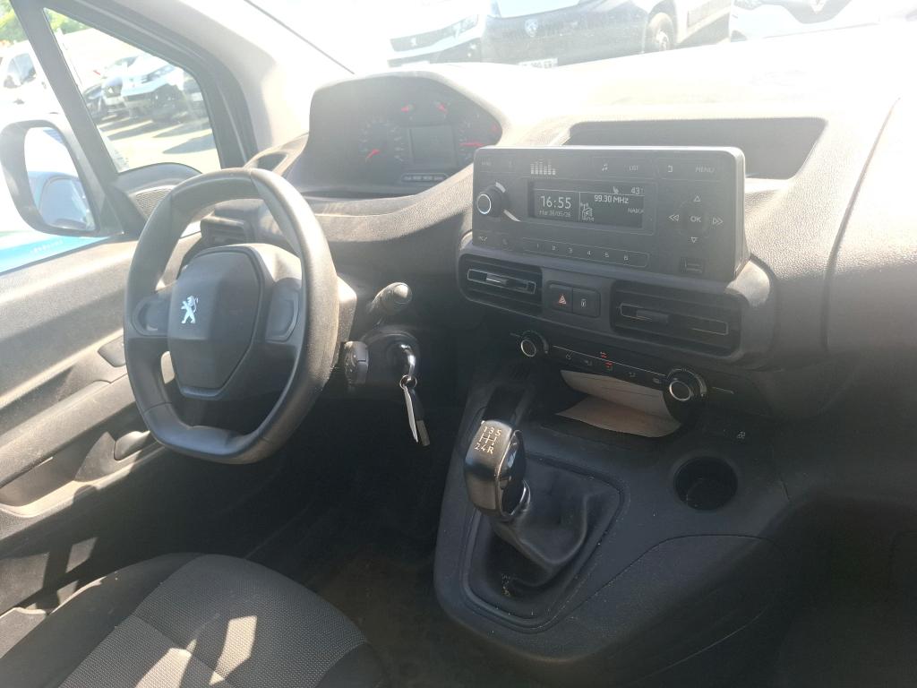 Peugeot PARTNER FOURGON STANDARD 650 KG BLUEHDI 100 BVM5 PREMIUM 2019