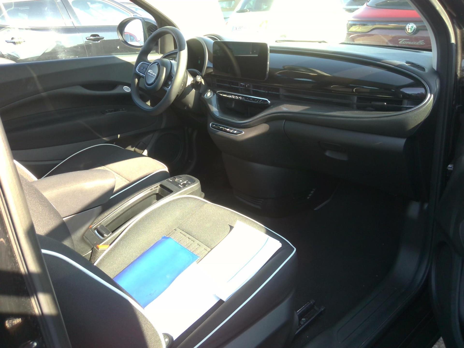 FIAT 500 e 118 ch Nouvelle 500 2023