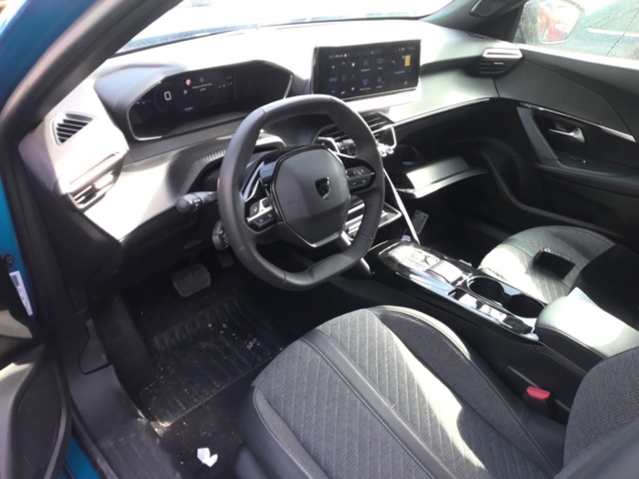 Foto Peugeot 2008 3