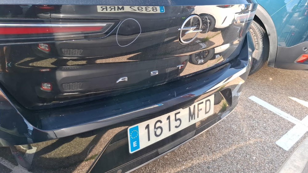 Opel Astra Nuevo Astra 5P Elegance 1.2T XHT MT6 S/S 130 HP (96kW)