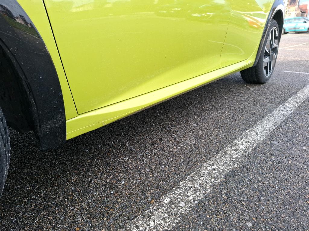 Peugeot 208 PureTech 100 S&S BVM6 GT 2024