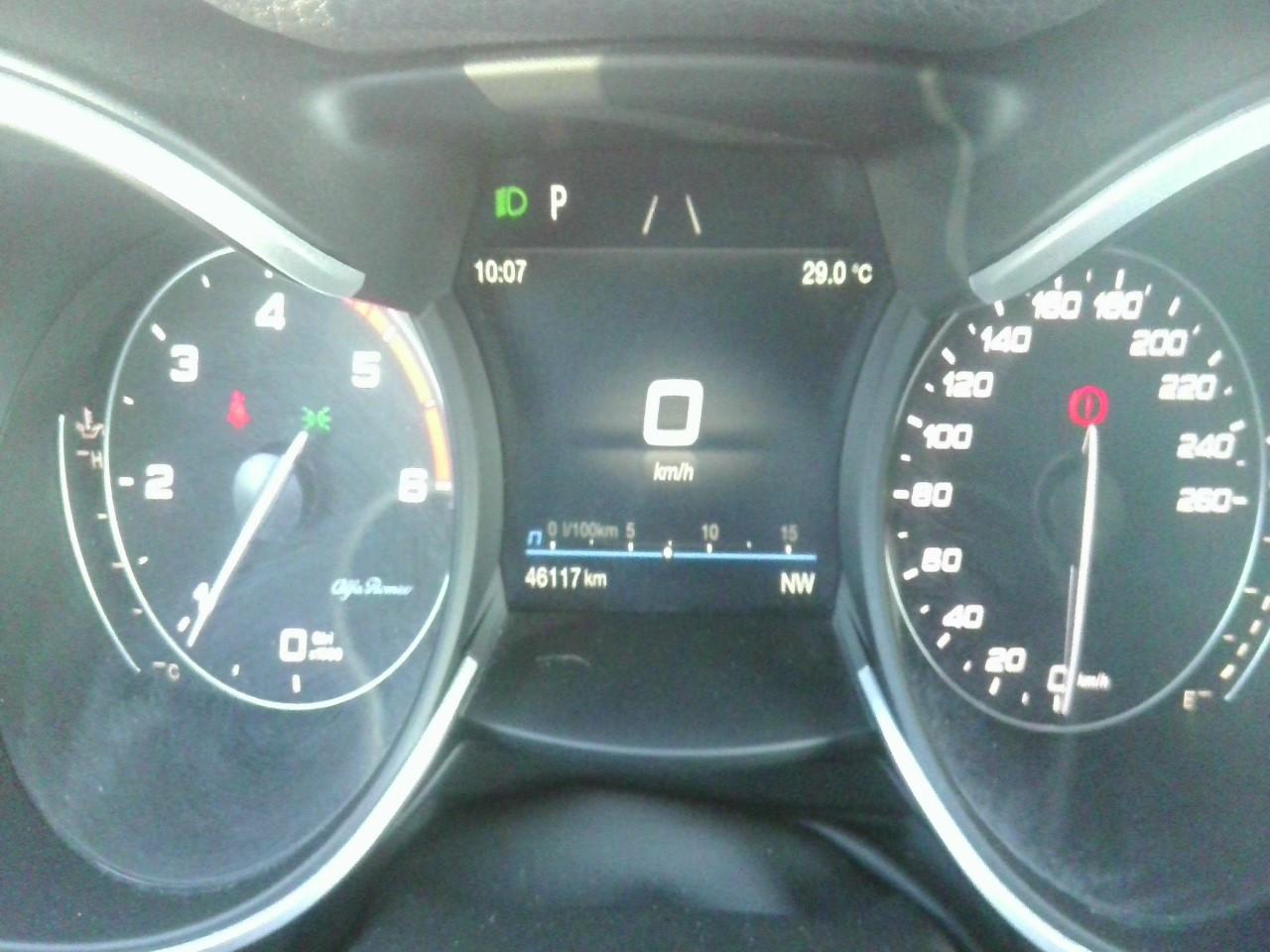 Foto Alfa Romeo Stelvio 9