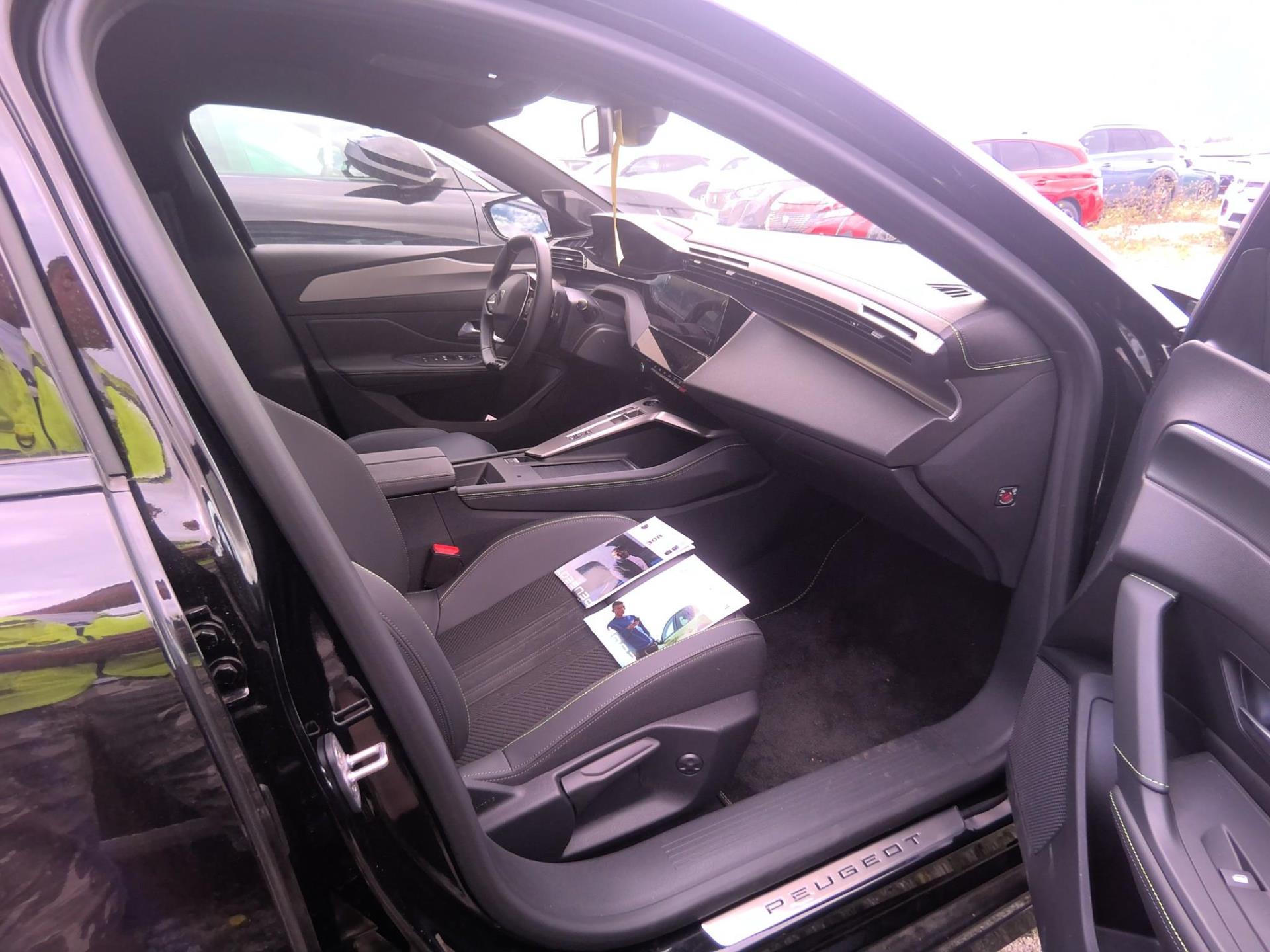 Peugeot 308 SW Plug-in Hybrid 195 ch e-DCS7 GT 2025