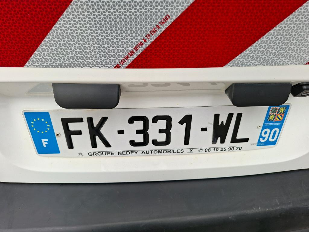 Peugeot PARTNER FOURGON STANDARD 650 KG BLUEHDI 100 BVM5 PREMIUM 2019