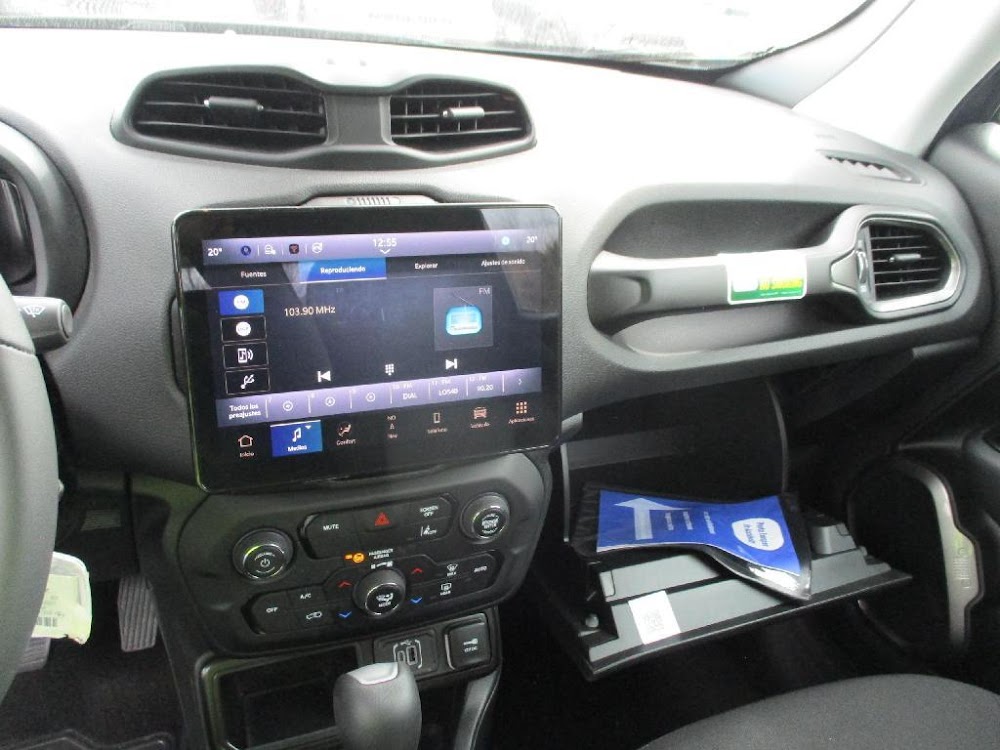 Foto Jeep Renegade Altitude 1.5 130cv e-Hybrid 9