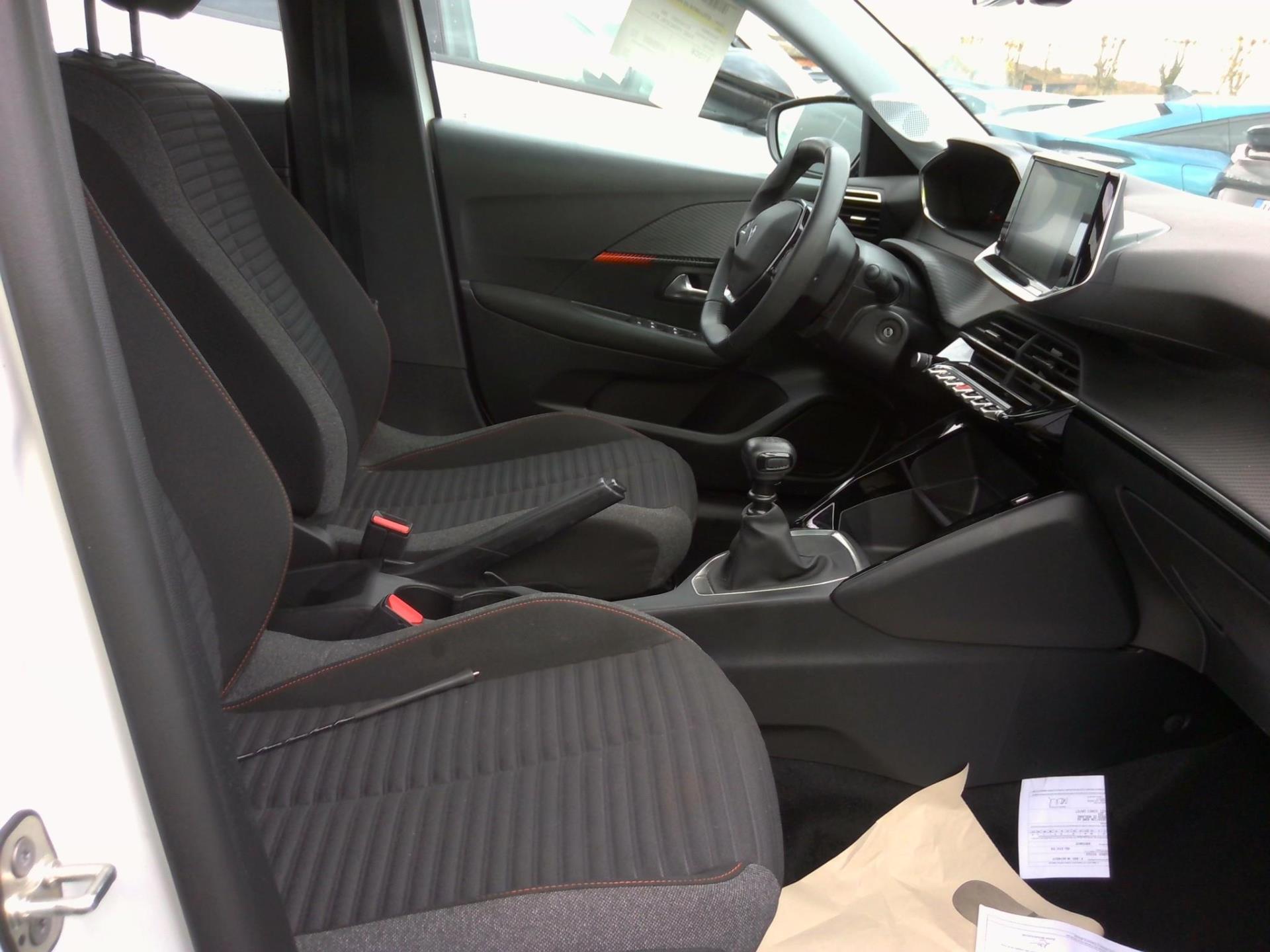 Peugeot 208 PureTech 100 S&S BVM6 Active Pack 2023