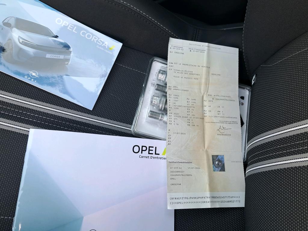 Opel Corsa 1.2 Turbo Hybrid 100 ch e-DCT6 GS 2024