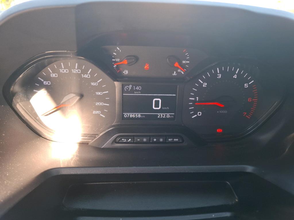 Peugeot PARTNER FOURGON STANDARD 650 KG BLUEHDI 130 S&S EAT8 ASPHALT 2021