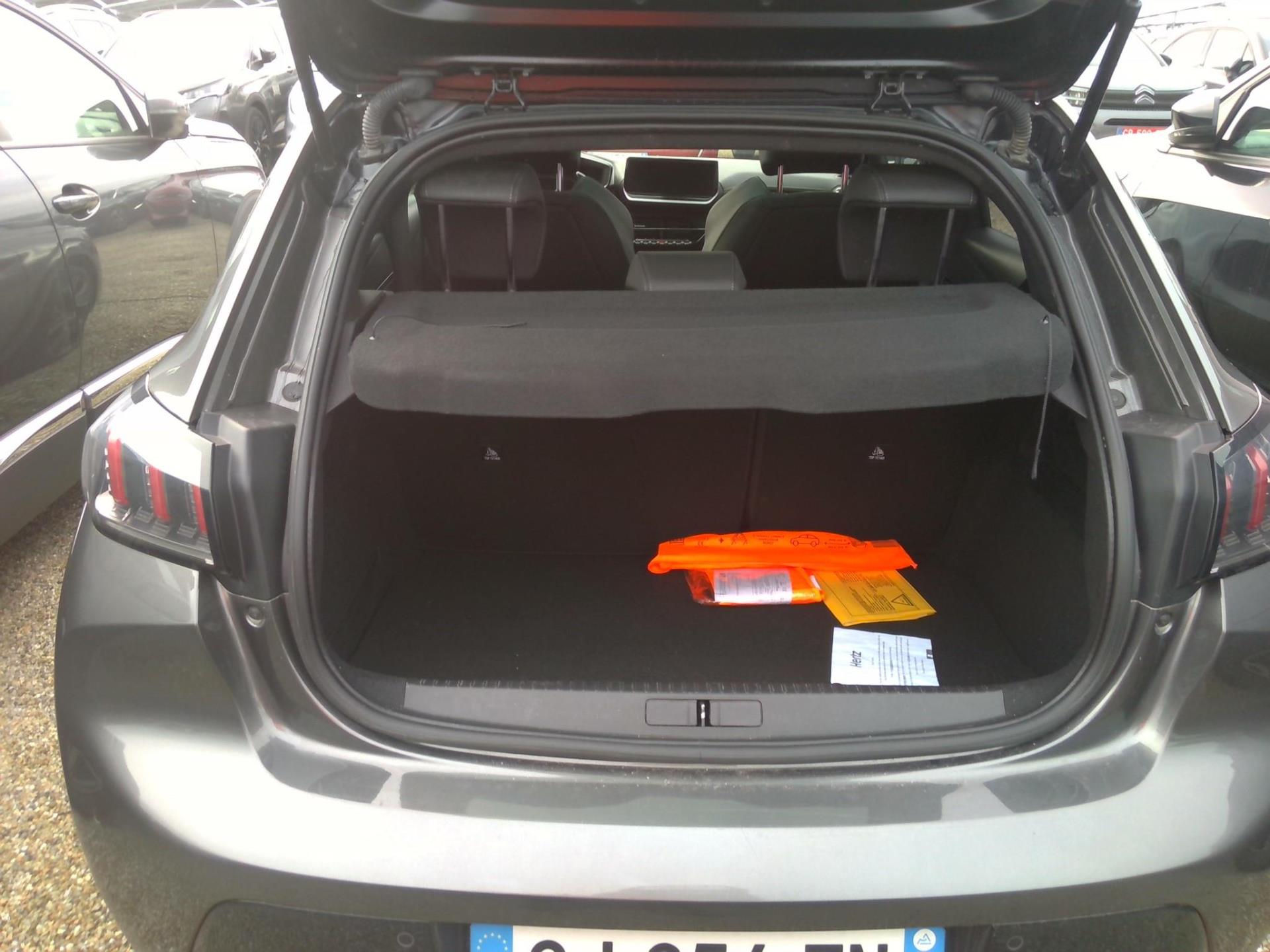 Peugeot 208 PureTech 100 S&S BVM6 GT Pack 2022