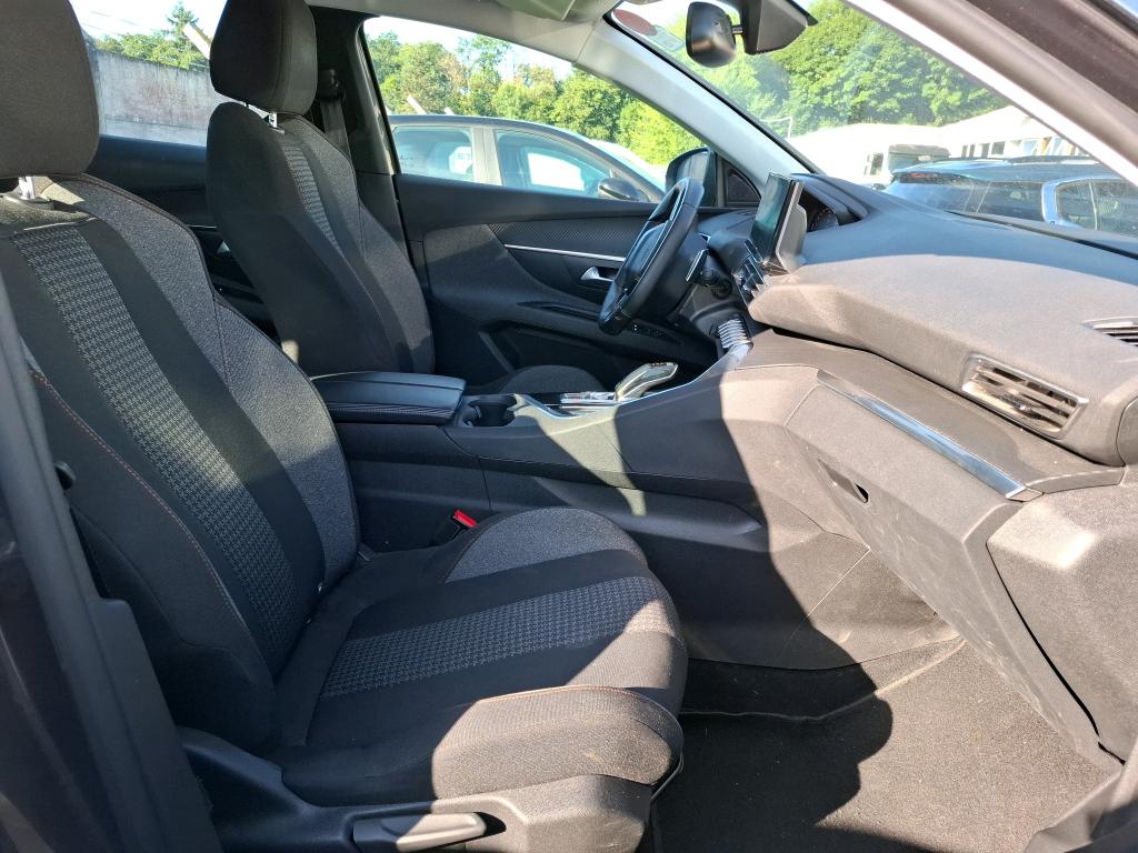Peugeot 3008 BlueHDi 130ch S&S EAT8 Active Pack 2022