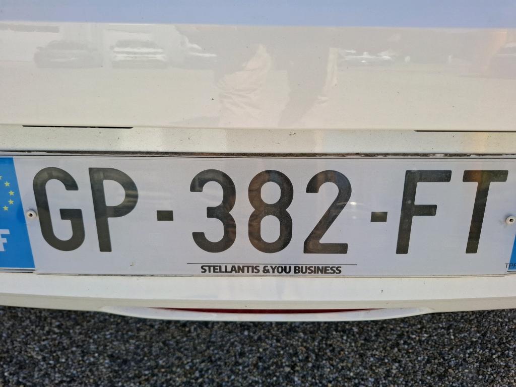 Opel Corsa 1.5 Diesel 100 ch BVM6 Elegance Business 2023