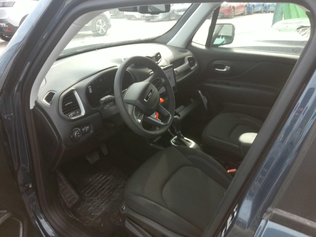Foto Jeep Renegade 3