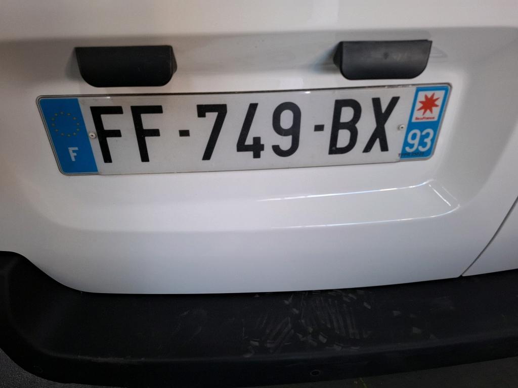 Peugeot EXPERT FGN TOLE COMPACT BLUEHDI 115 S&S BVM6 PREMIUM PACK 2019