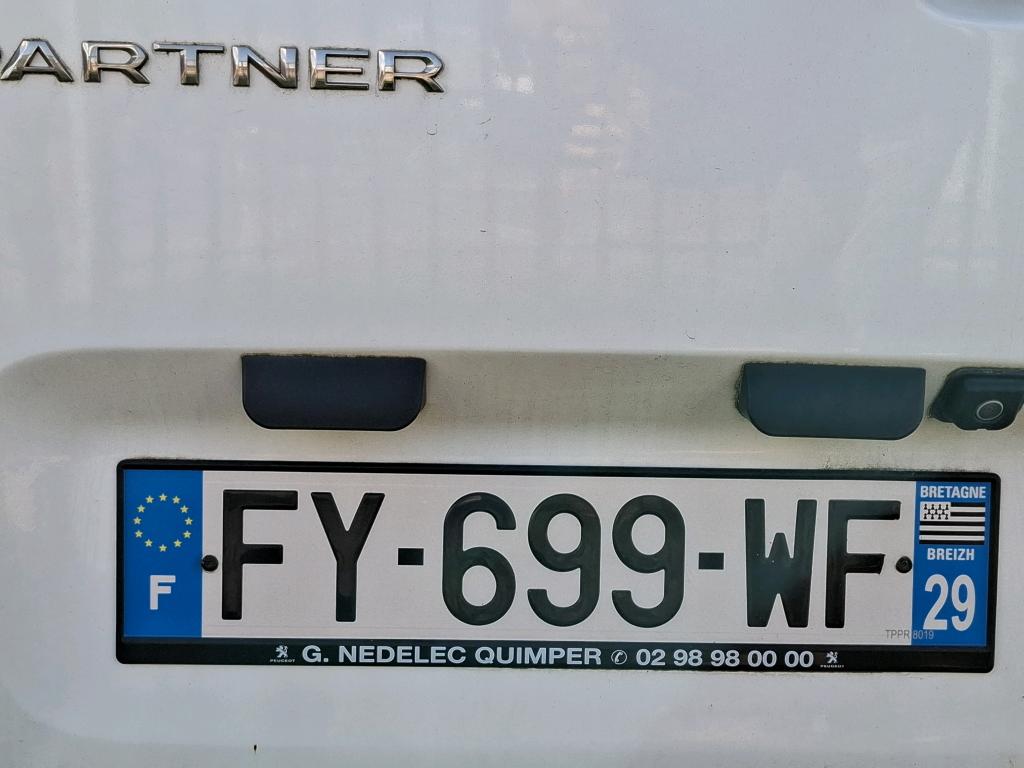 Peugeot PARTNER FOURGON STANDARD 650 KG BLUEHDI 100 S&S BVM5 PREMIUM 2021