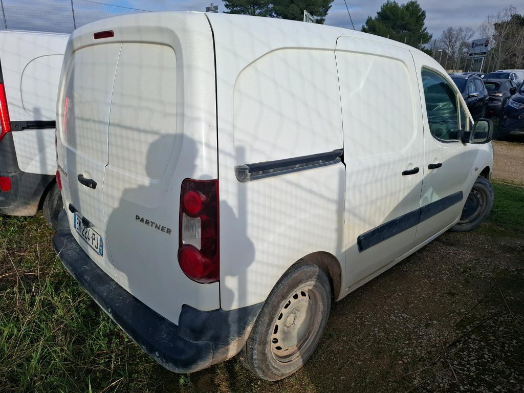 Peugeot PARTNER FOURGON STANDARD 1.6 BLUEHDI 100 BVM5 PREMIUM 2017