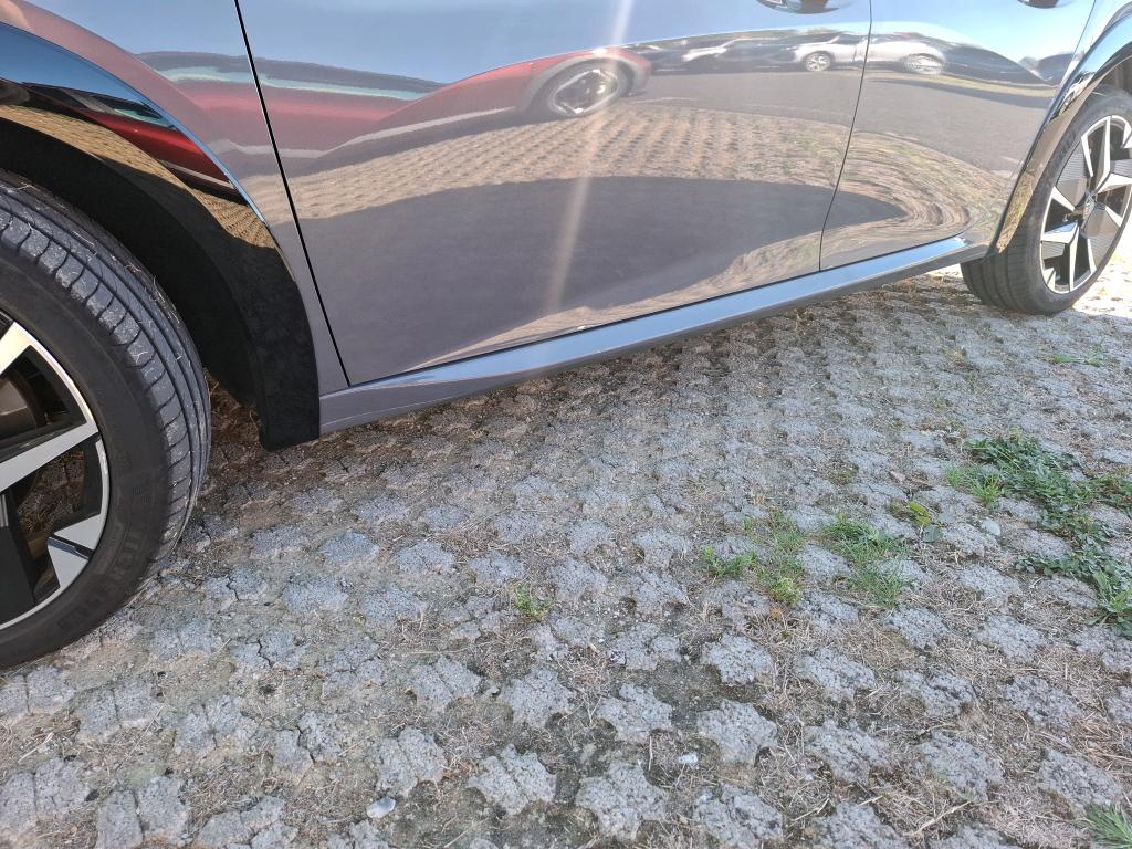 Peugeot 208 Hybrid 145 ch e-DCS6 GT 2025