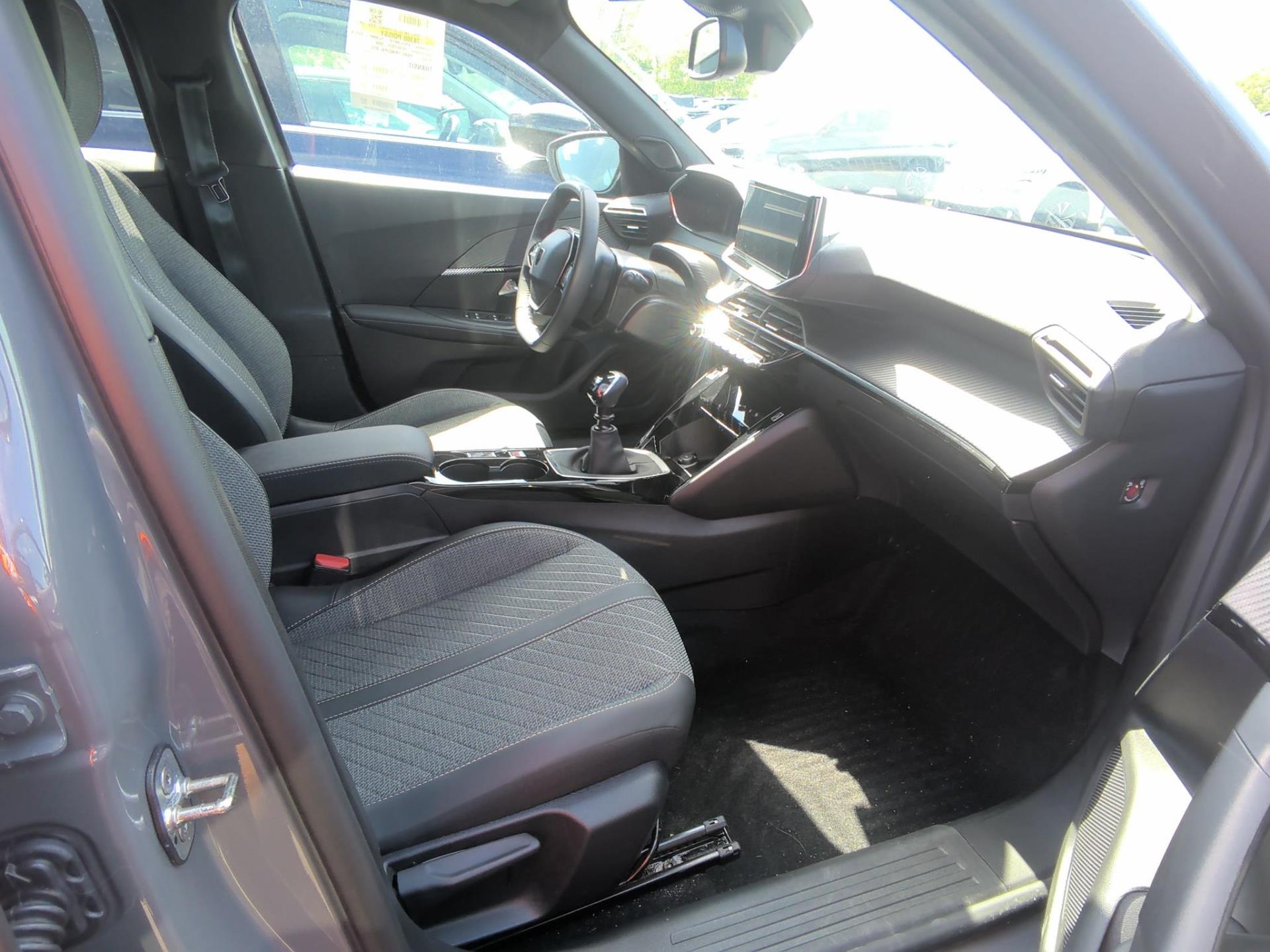Peugeot 2008 100 S&S BVM6 Allure 2025