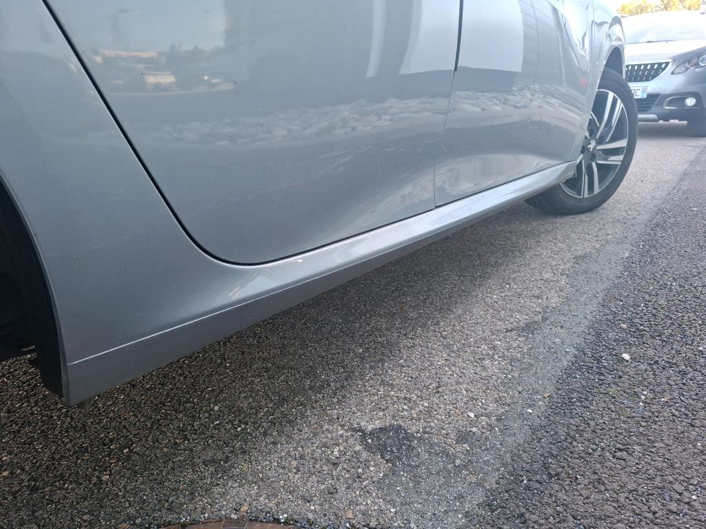Peugeot 208 PureTech 100 S&S EAT8 Allure Pack 2022