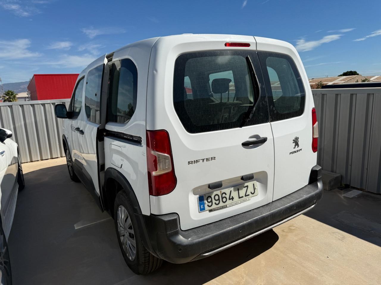 Foto Peugeot Rifter 6