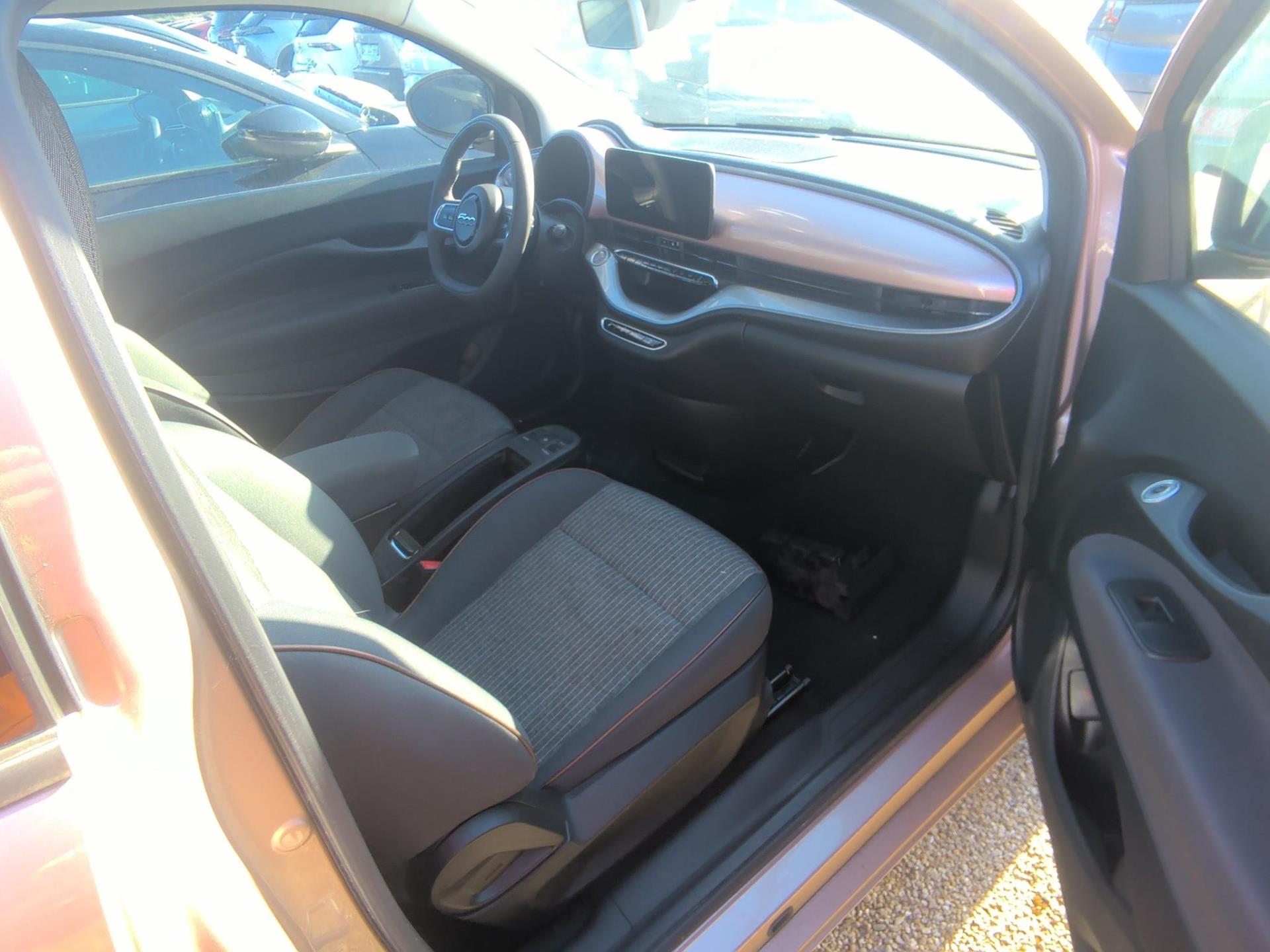 FIAT 500C e 118 ch Icône 2022