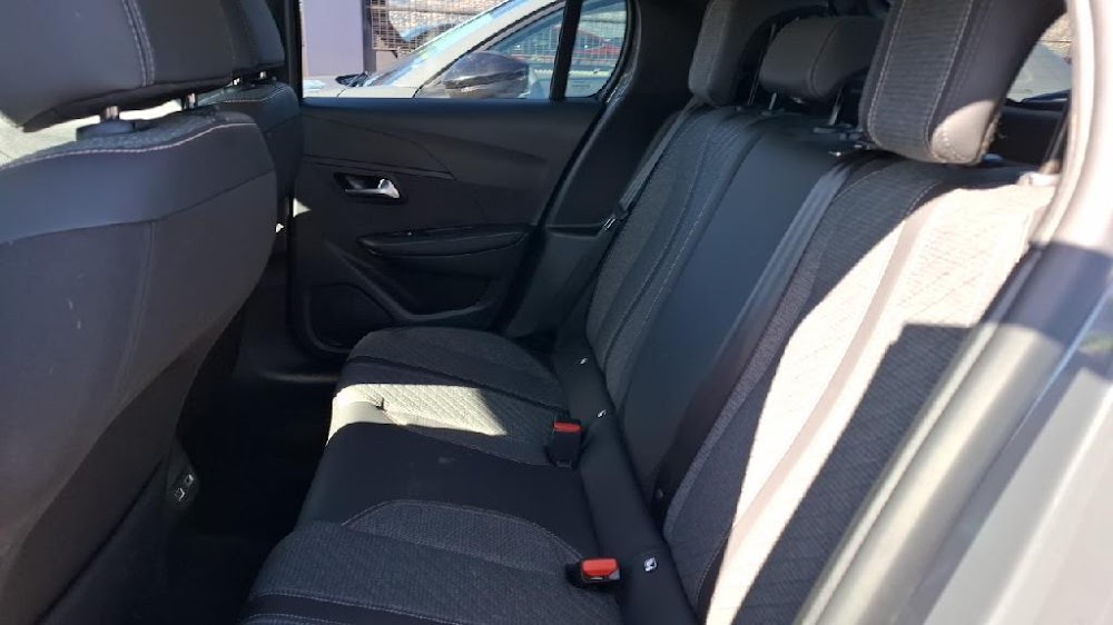 Foto Peugeot 208 13