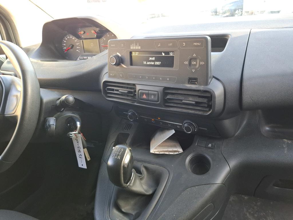 Peugeot PARTNER FOURGON STANDARD 650 KG BLUEHDI 100 S&S BVM5 PREMIUM 2020