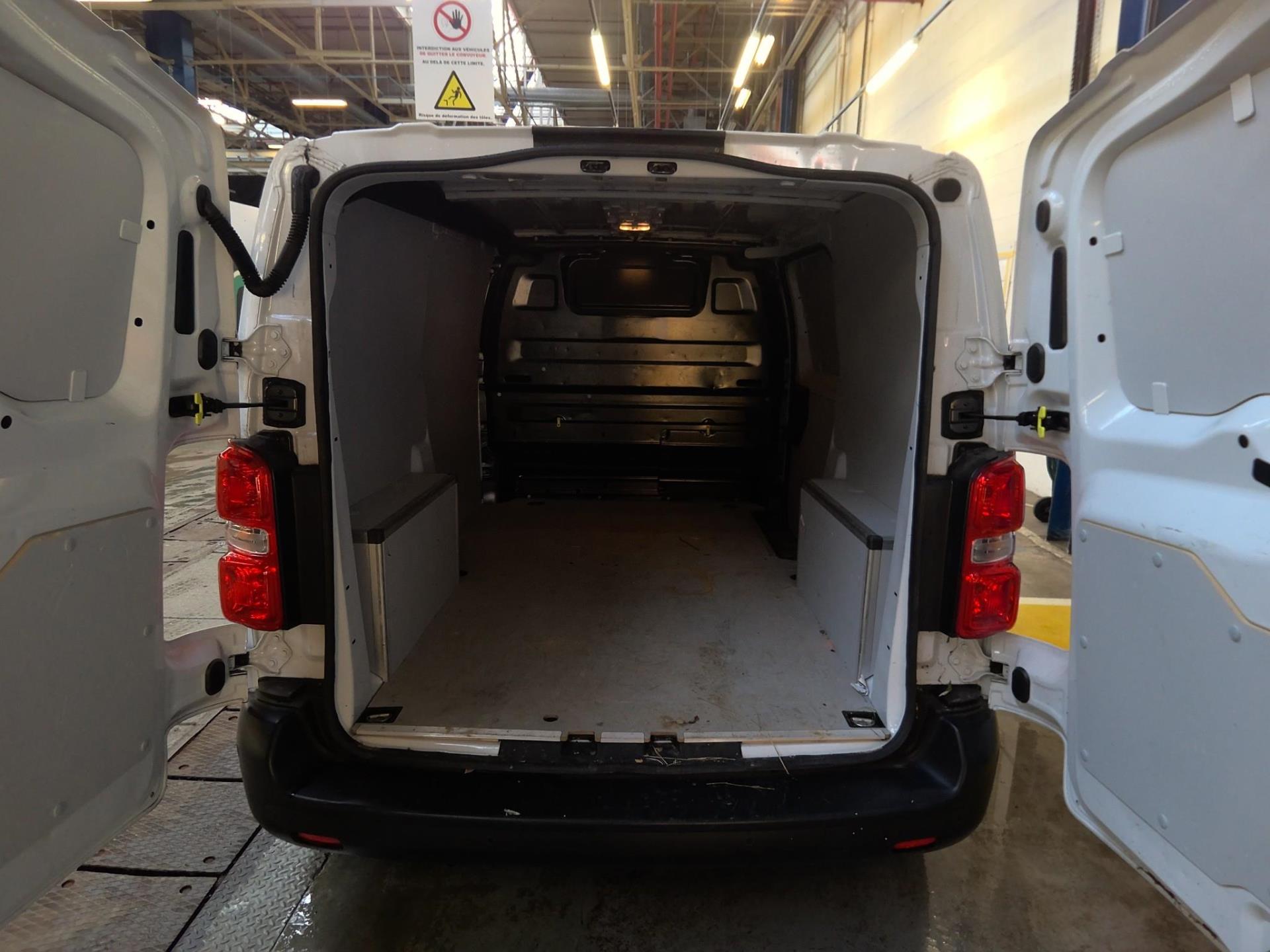 Peugeot EXPERT FGN TOLE M BLUEHDI 120 S&S BVM6  2023