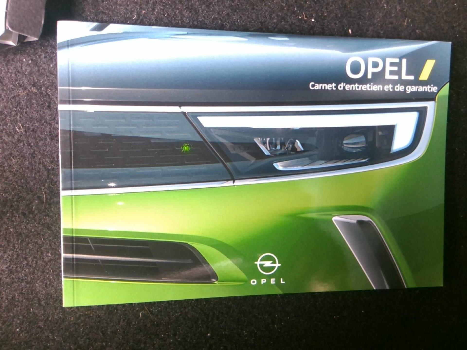 Opel Crossland 1.2 Turbo 130 ch BVA6 Ultimate 2022