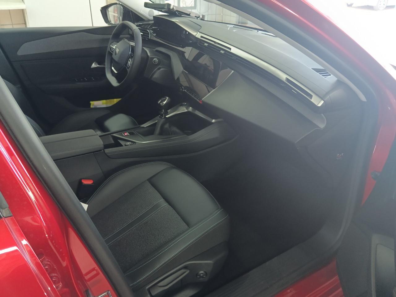 Peugeot 308 III