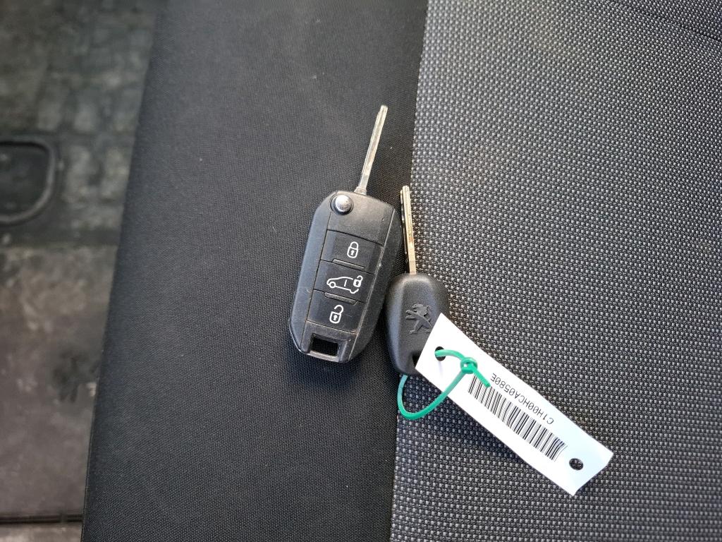 Peugeot EXPERT FGN TOLE STANDARD 2.0  BLUEHDI 120 S&S BVM6 PREMIUM 2018