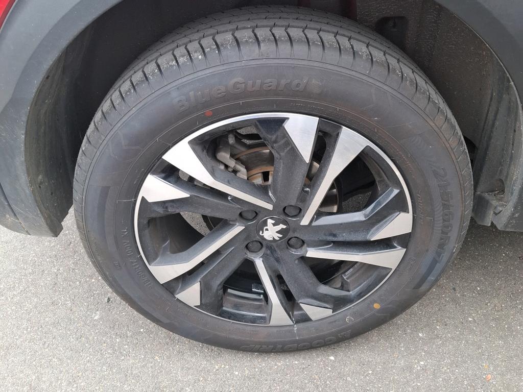 Peugeot 2008 PureTech 130 S&S EAT8 Allure Pack 2022