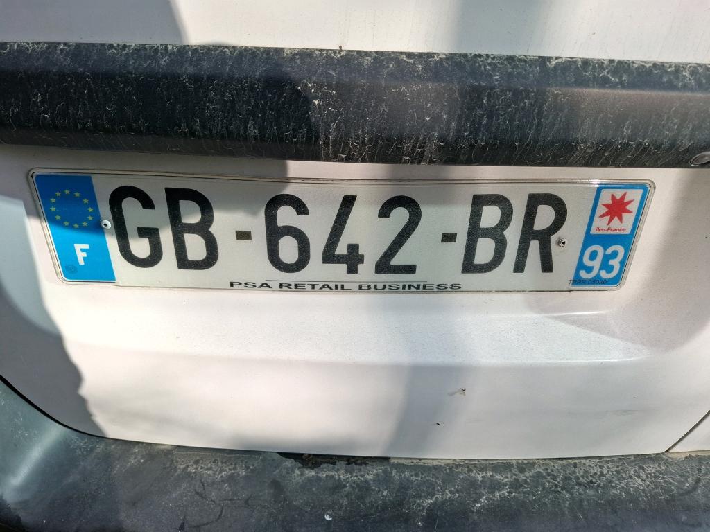 Peugeot EXPERT FGN TOLE STANDARD 1.5 BLUEHDI 120 S&S BVM6 ASPHALT 2021
