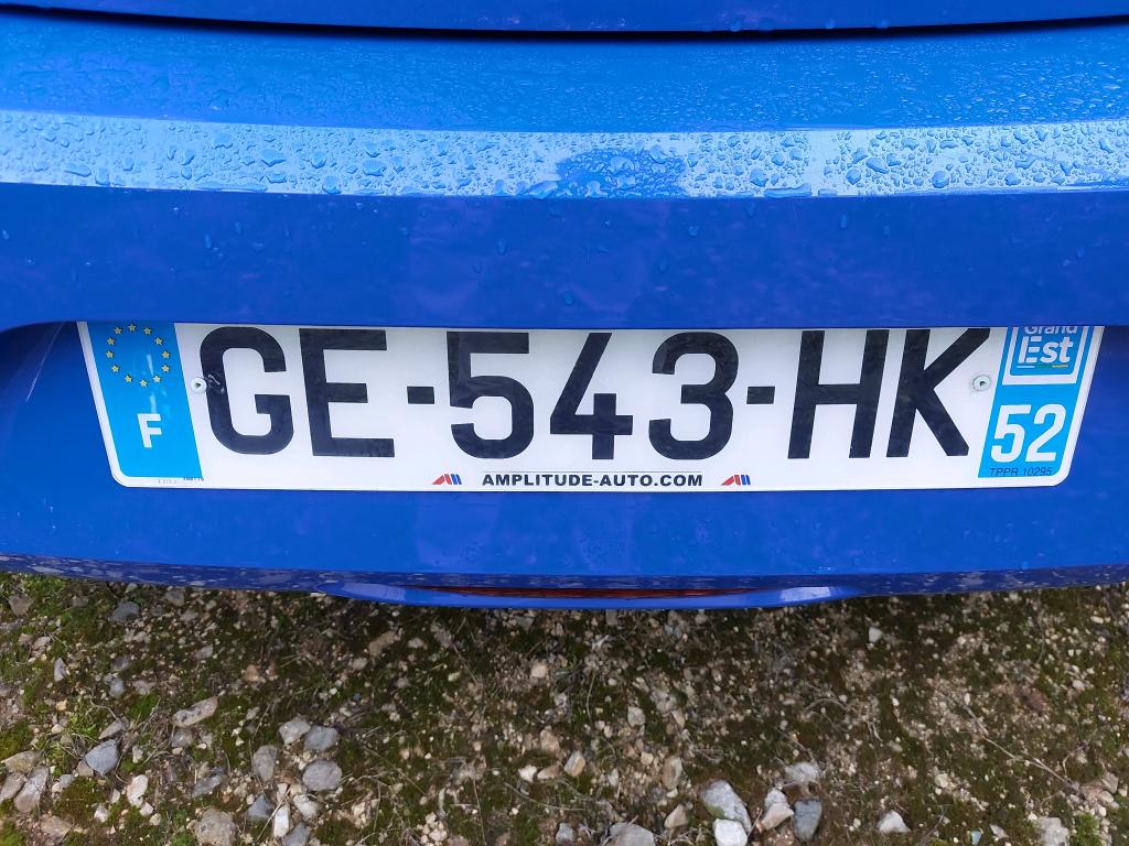 Opel CORSA F 